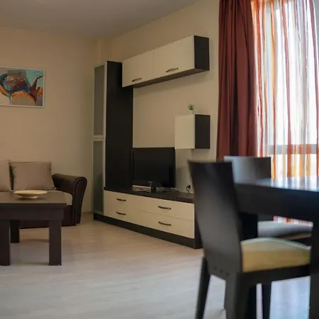 Apartamento April In *