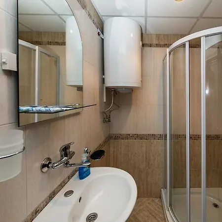 Apartamento April In *